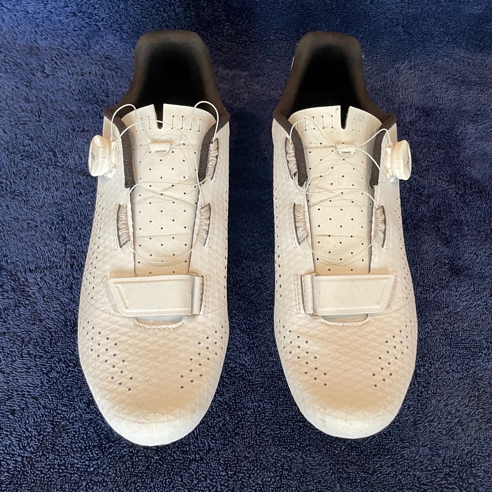Giro Men’s Cycling Shoes, size 13.5, excellent condition
